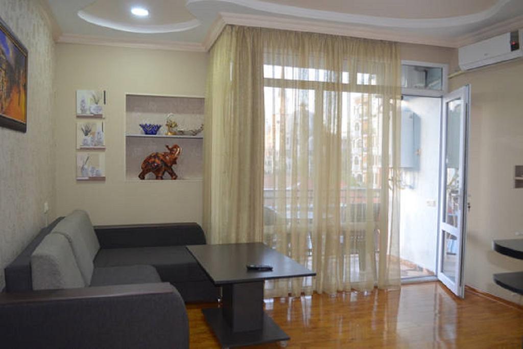 Квартира У Старого Бульвара Batumi Exterior photo